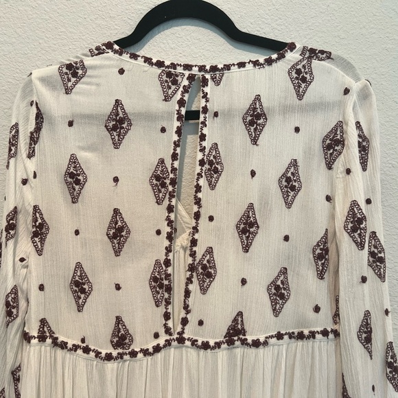 Free People White Gauze Peasant Top Brown Diamond Embroidery Boho Hippie XS - Picture 6 of 9